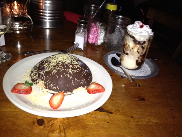 We also tried the appropriately-named "Cow Pie" dessert which house coffee ice cream under a scrumptious hard-shelled layer of chocolate and on top of a yummy cookie crust and my girl enjoyed the classic hot fudge sundae. 