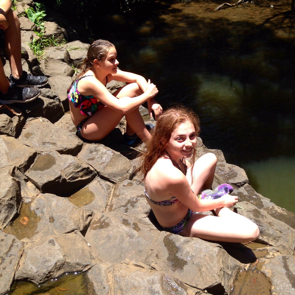 gals hike water