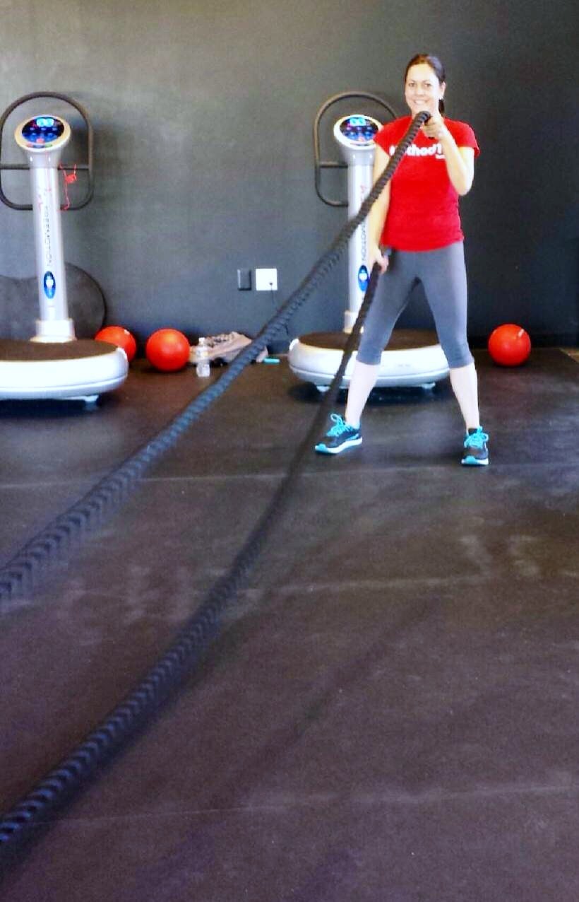 Mix It Up With Battle Ropes In Your Workout - ManagedMoms.com